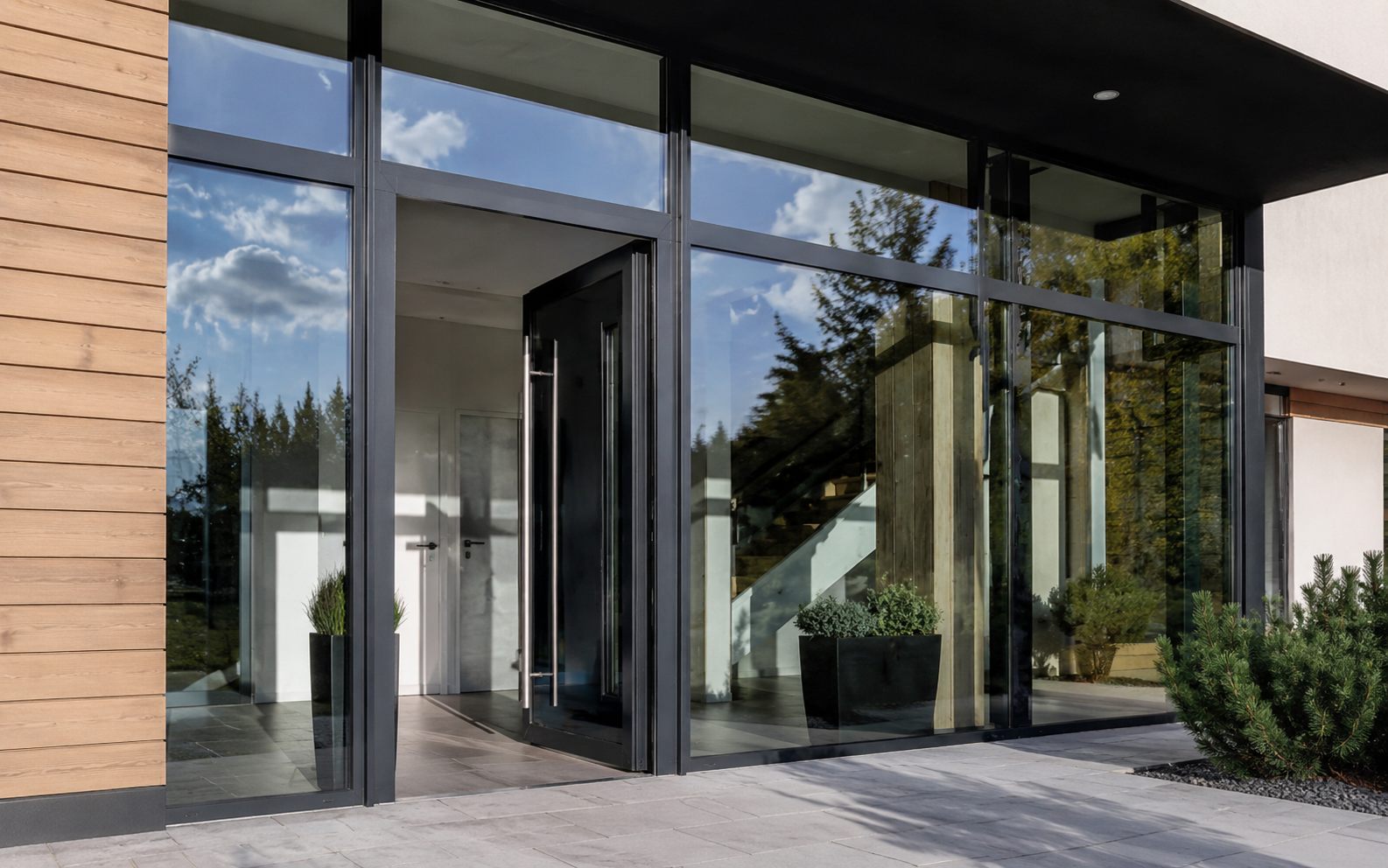 System SUPERIAL w Białymstoku — wszechstronne aluminium w kolorach RAL